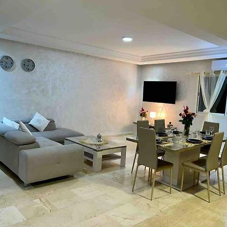 Appartement Haut Standing 3 Chambres Avec Terasse Quartier Gueliz Hivernage A Marrakech I19 马拉喀什 外观 照片