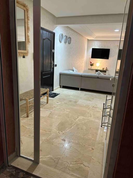 Appartement Haut Standing 3 Chambres Avec Terasse Quartier Gueliz Hivernage A Marrakech I19 马拉喀什 外观 照片